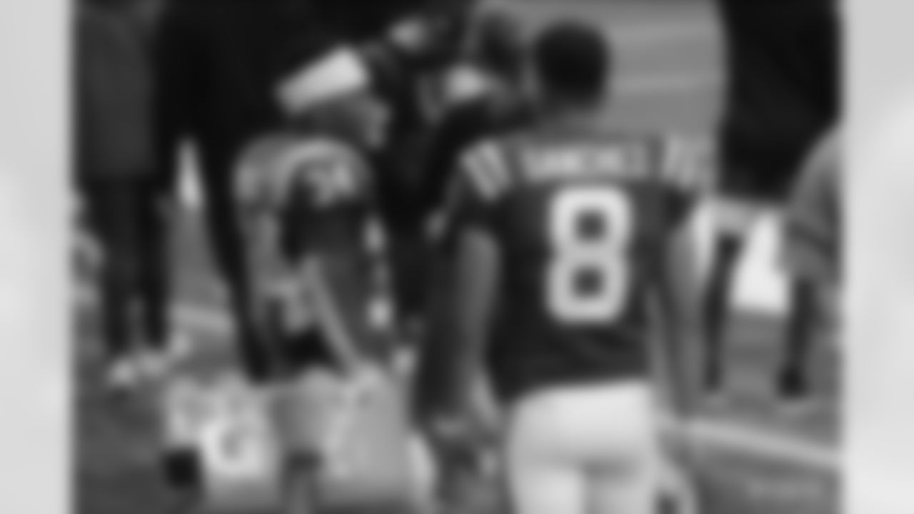 34 CB Isaiah Rodgers, #8 P Rigoberto Sanchez