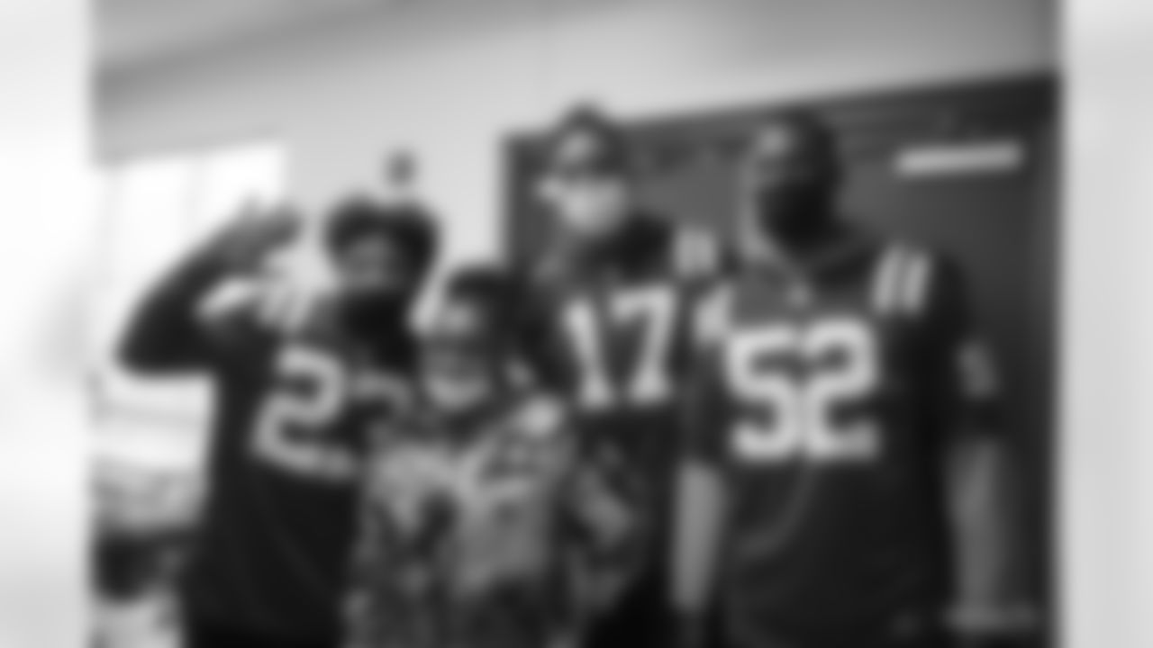 23 CB Kenny Moore II, #17 WR Mike Strachan, #52 DE Ben Banogu