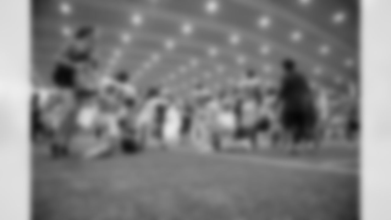 91 DE Titus Leo , 95 DT Adetomiwa Adebawore , 97 DT Al-Quadin Muhammad, 98 DT McTelvin Agim, 51 DE Kwity Paye, 68 DT Caleb Sampson , 90 DT Grover Stewart
2023 Colts Training Camp - Grand Park