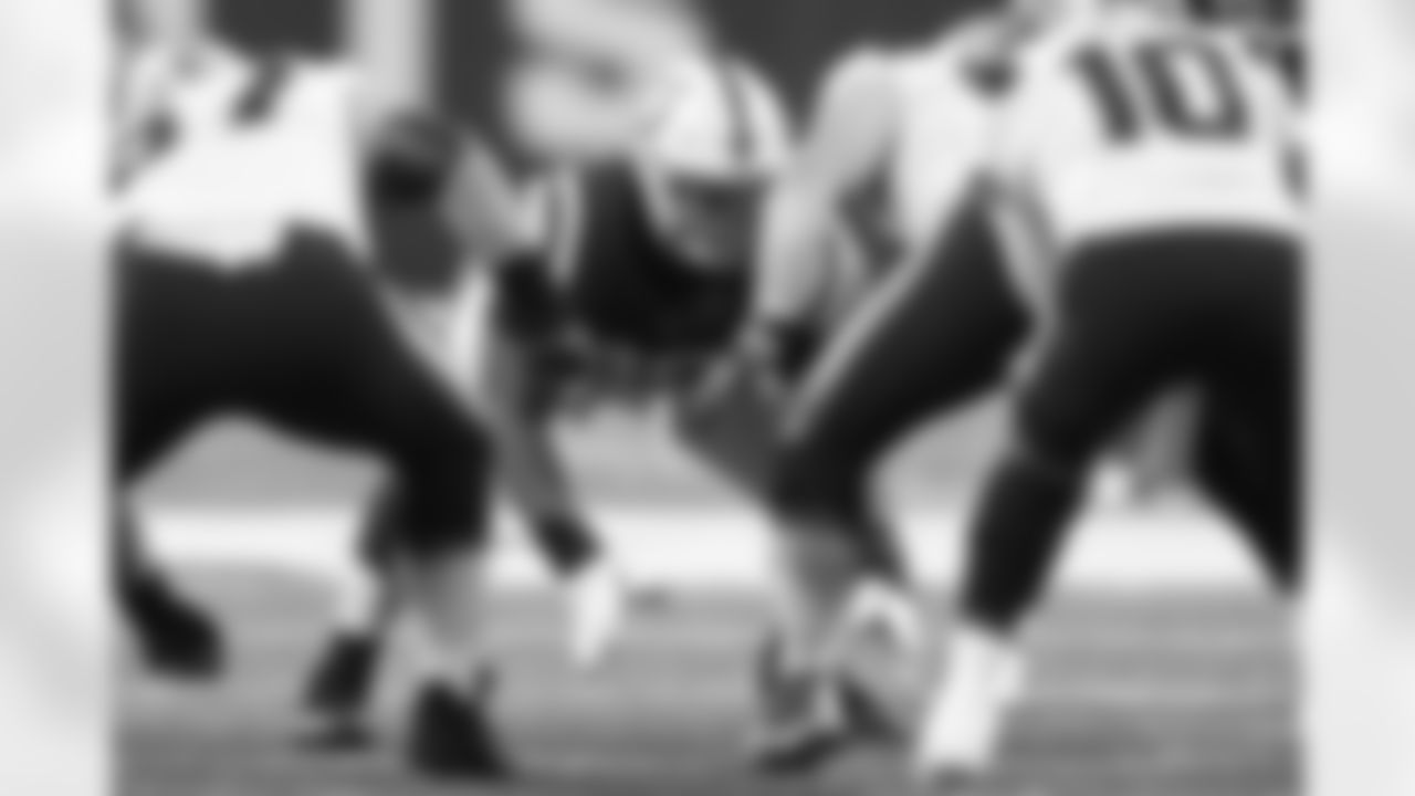 90 DT Grover Stewart