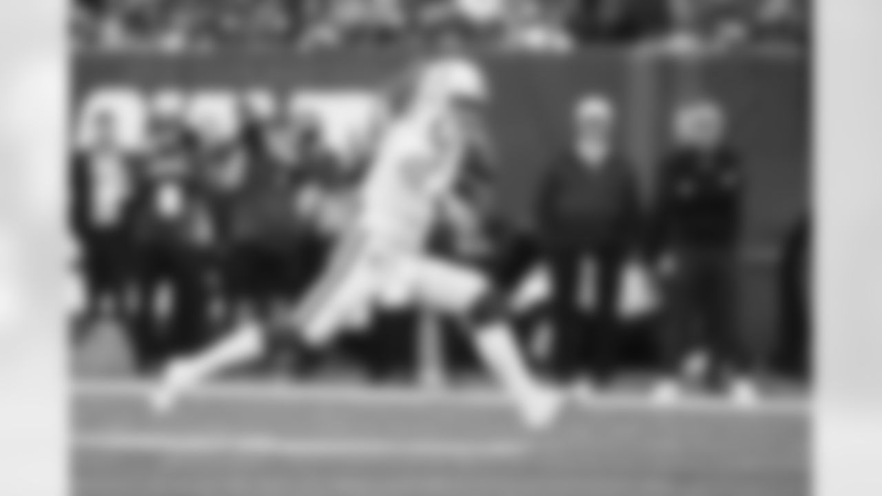 4 QB Sam Ehlinger