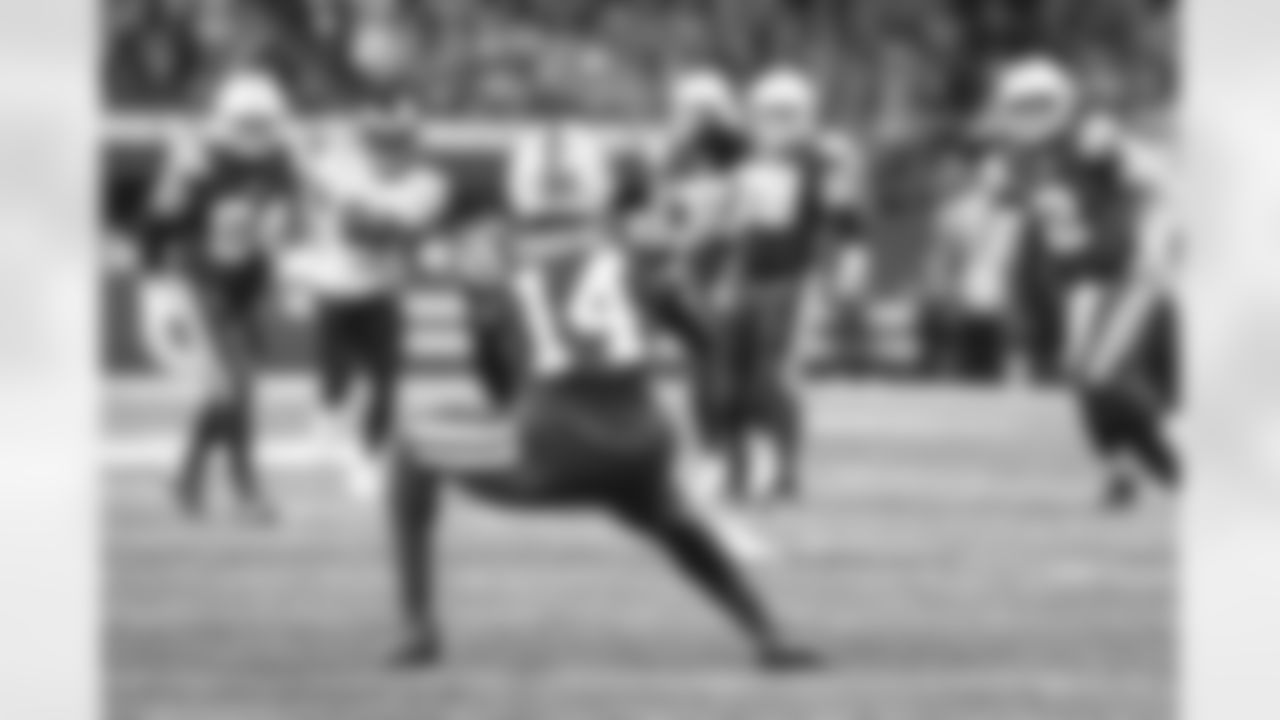 14 WR Zach Pascal