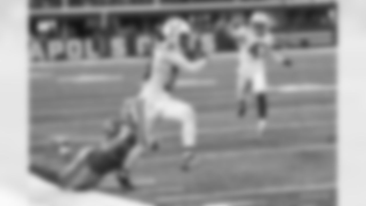 38 CB Tony Brown