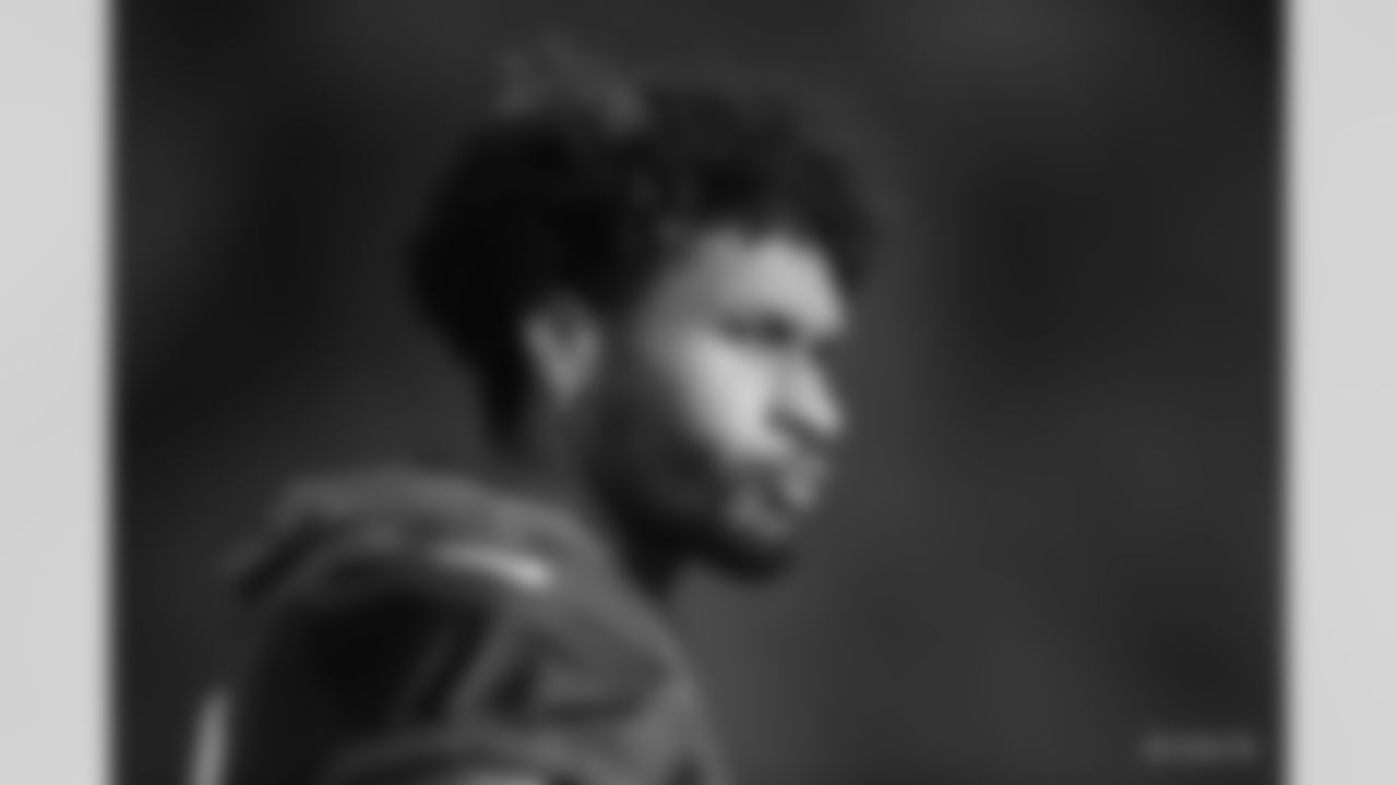32 S Julian Blackmon