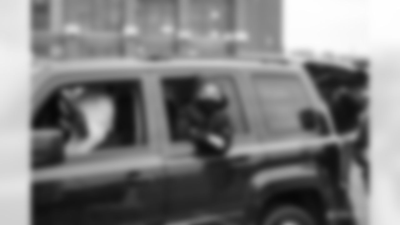 2020_1028_HalloweenDriveThru0255