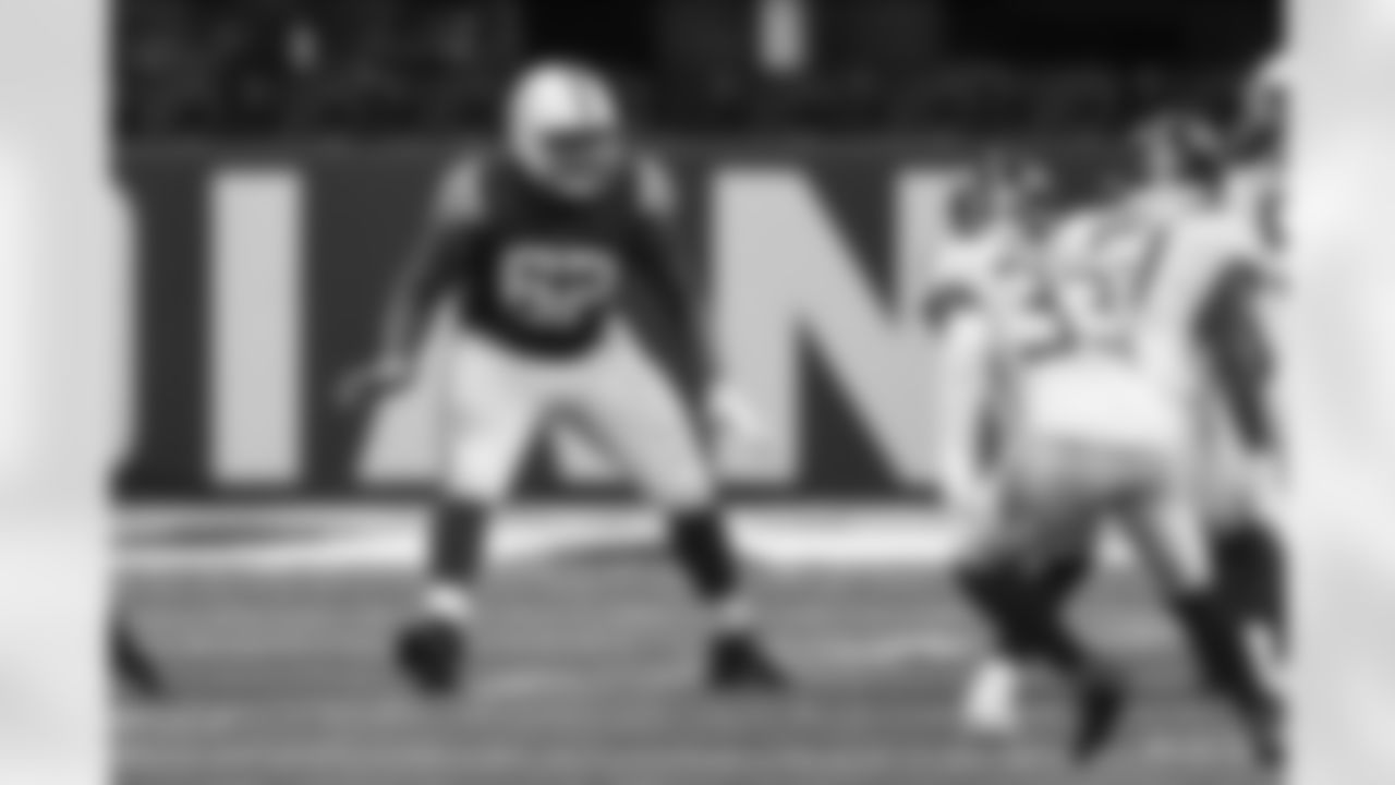 Unrestricted Free Agent
62 G/T Le'Raven Clark