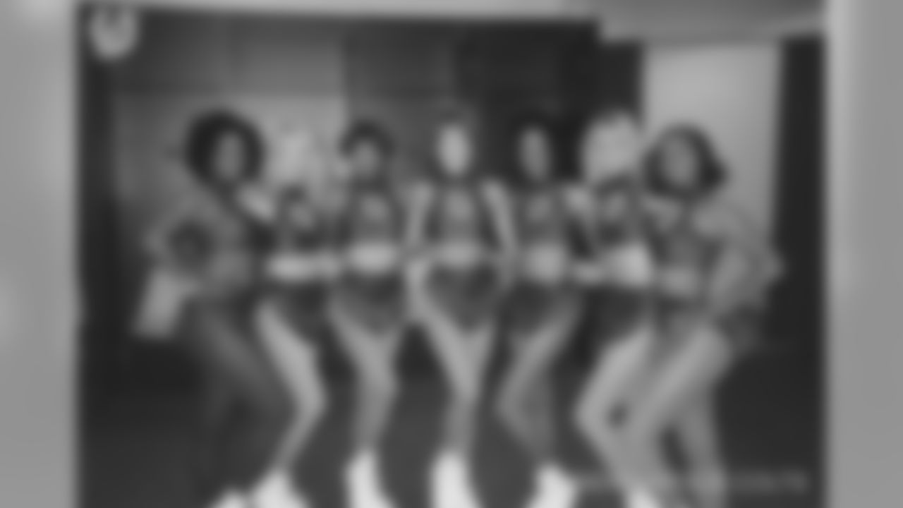2018_1010_35yrsColtsCheer_0007