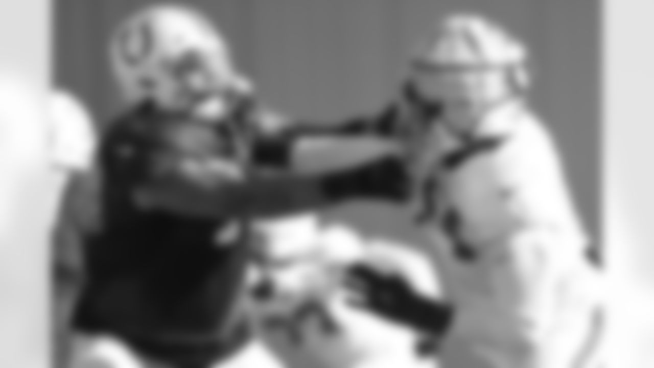 71 T Jordan Murray, #54 DE Dayo Odeyingbo