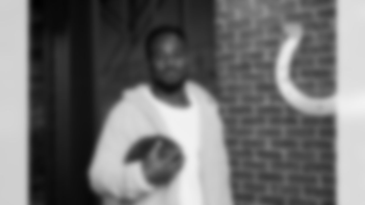 WR Isaiah McKenzie