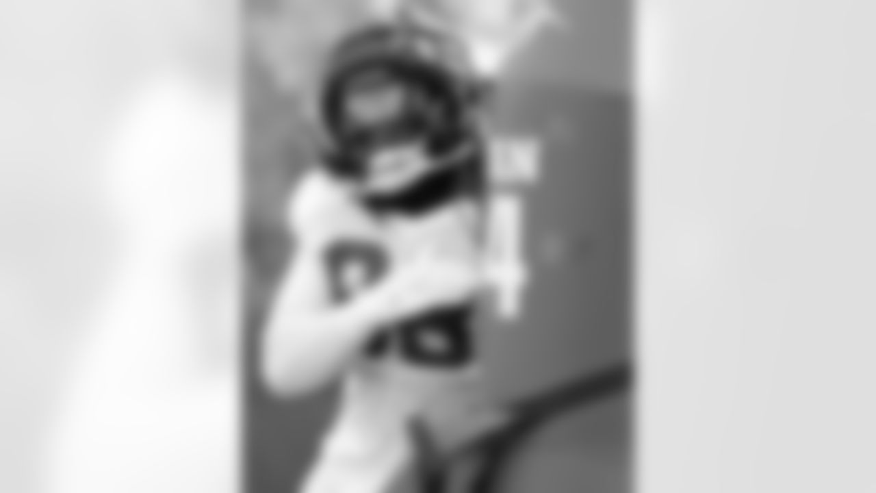 98 DT McTelvin Agim