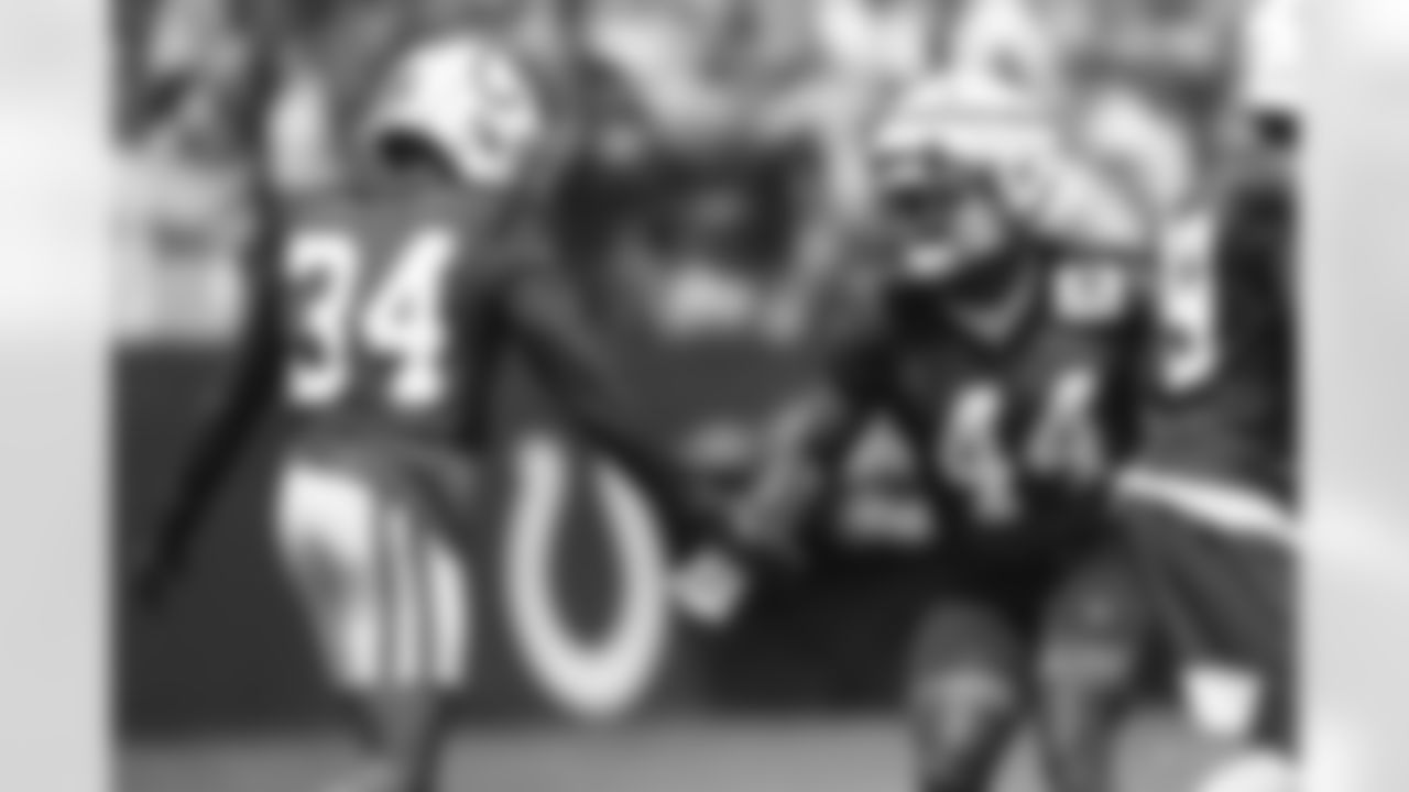 34 CB Isaiah Rodgers, #44 LB Zaire Franklin