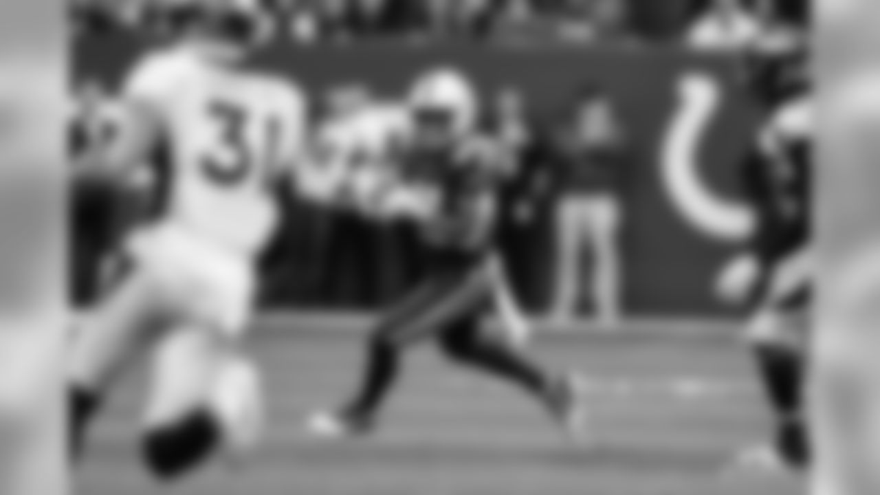 21 running back Nyheim Hines