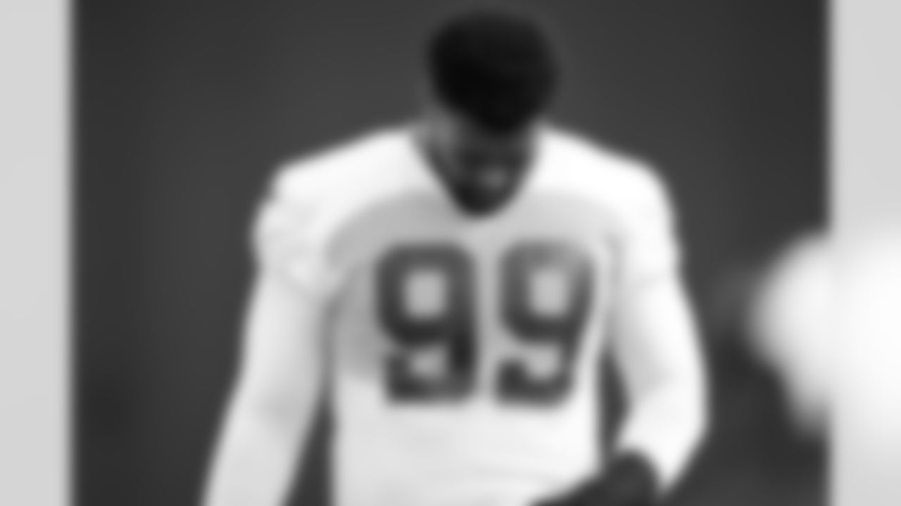 99 DT DeForest Buckner