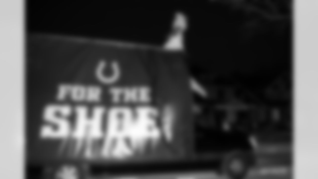 2020_0107_ColtsCaravan0343