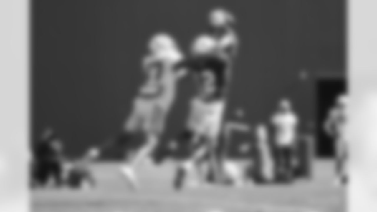 12 WR DeMichael Harris