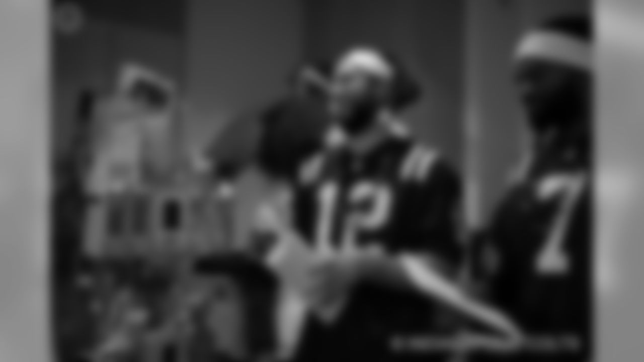2018_1217_RileyCaroling0289