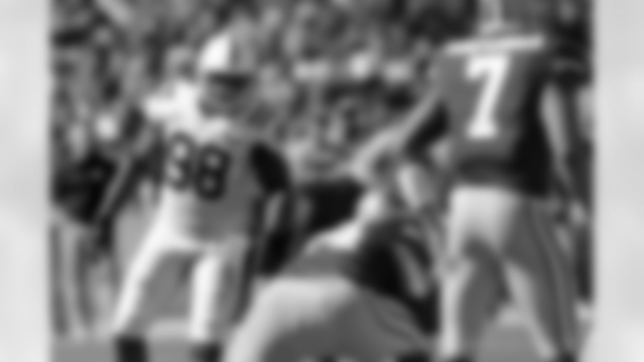Robert Mathis - OLB