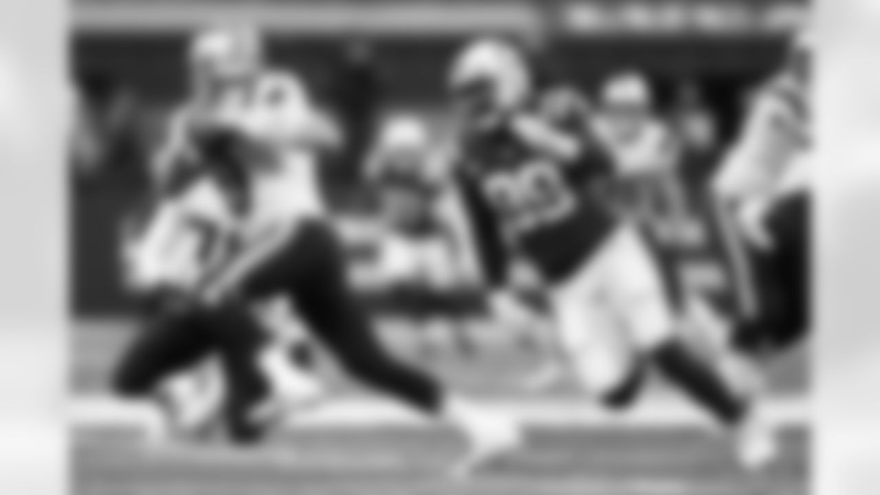 99 DT DeForest Buckner