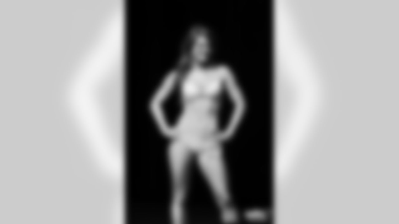 Samantha R.