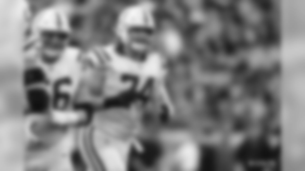 74 tackle Anthony Castonzo
