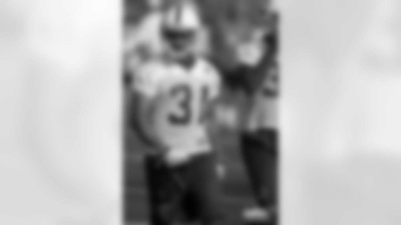 Donald Brown-1