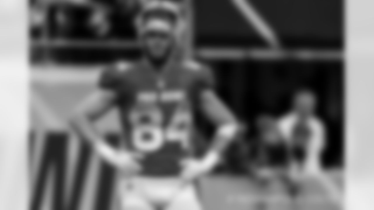 SUBJECTS] seen at [EVENT NAME] at [VENUE] on Thursday, Jan. 11, 2018 in Terre Haute, Ind. (Matt Bowen/AP Images for Macy's)