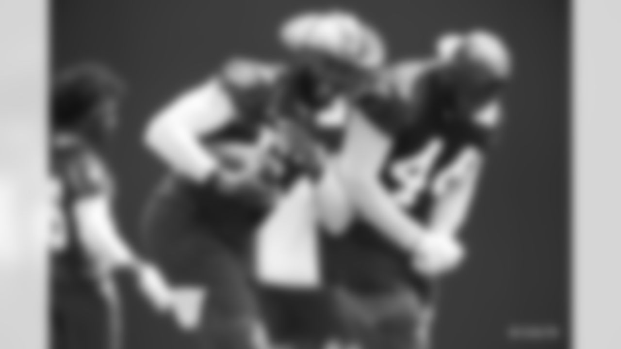 53 LB Darius Leonard, #44 LB Zaire Franklin
