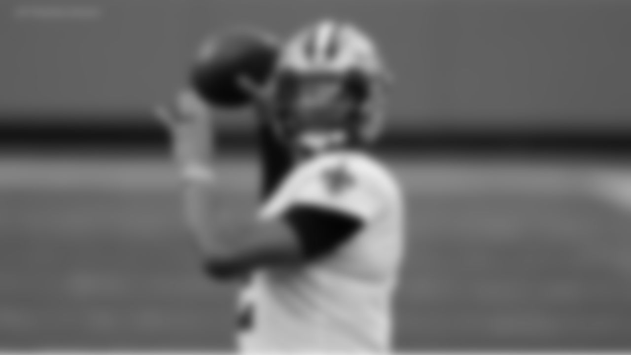 New Orleans Saints quarterback Jameis Winston warms up before an NFL football game against the Carolina Panthers Sunday, Jan. 3, 2021, in Charlotte, N.C. (AP Photo/Gerry Broome)