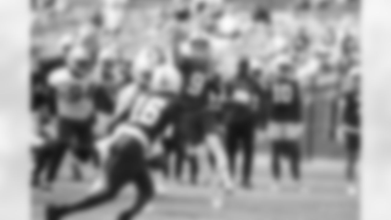 9 QB Nick Foles