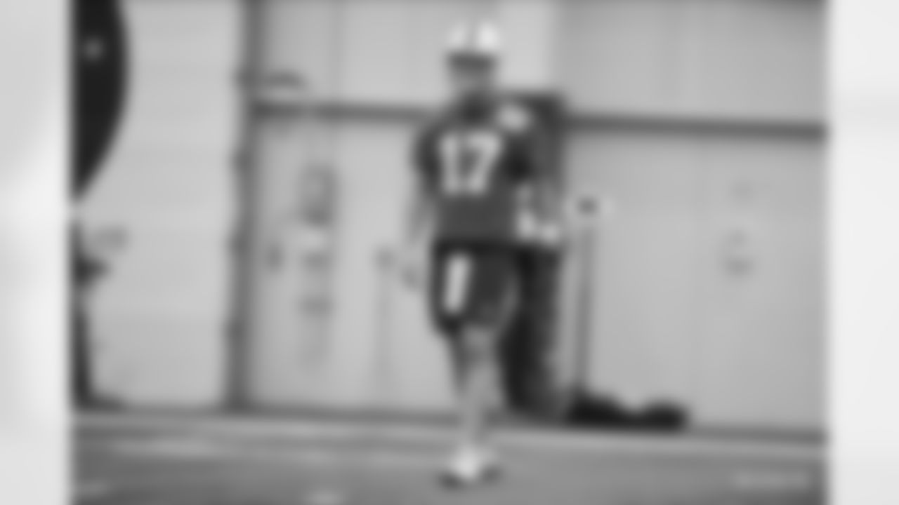 17 QB Philip Rivers