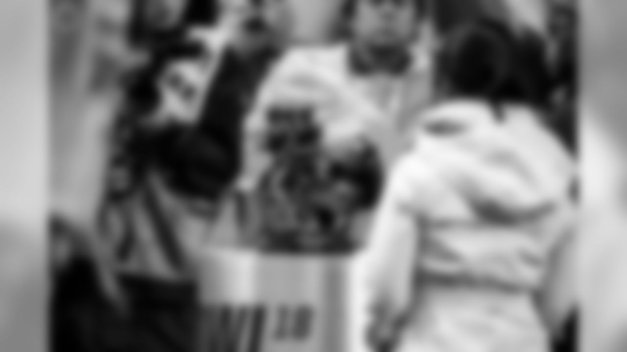 SUBJECTS] seen at [EVENT NAME] at [VENUE] on Thursday, Jan. 11, 2018 in Terre Haute, Ind. (Matt Bowen/AP Images for Macy's)