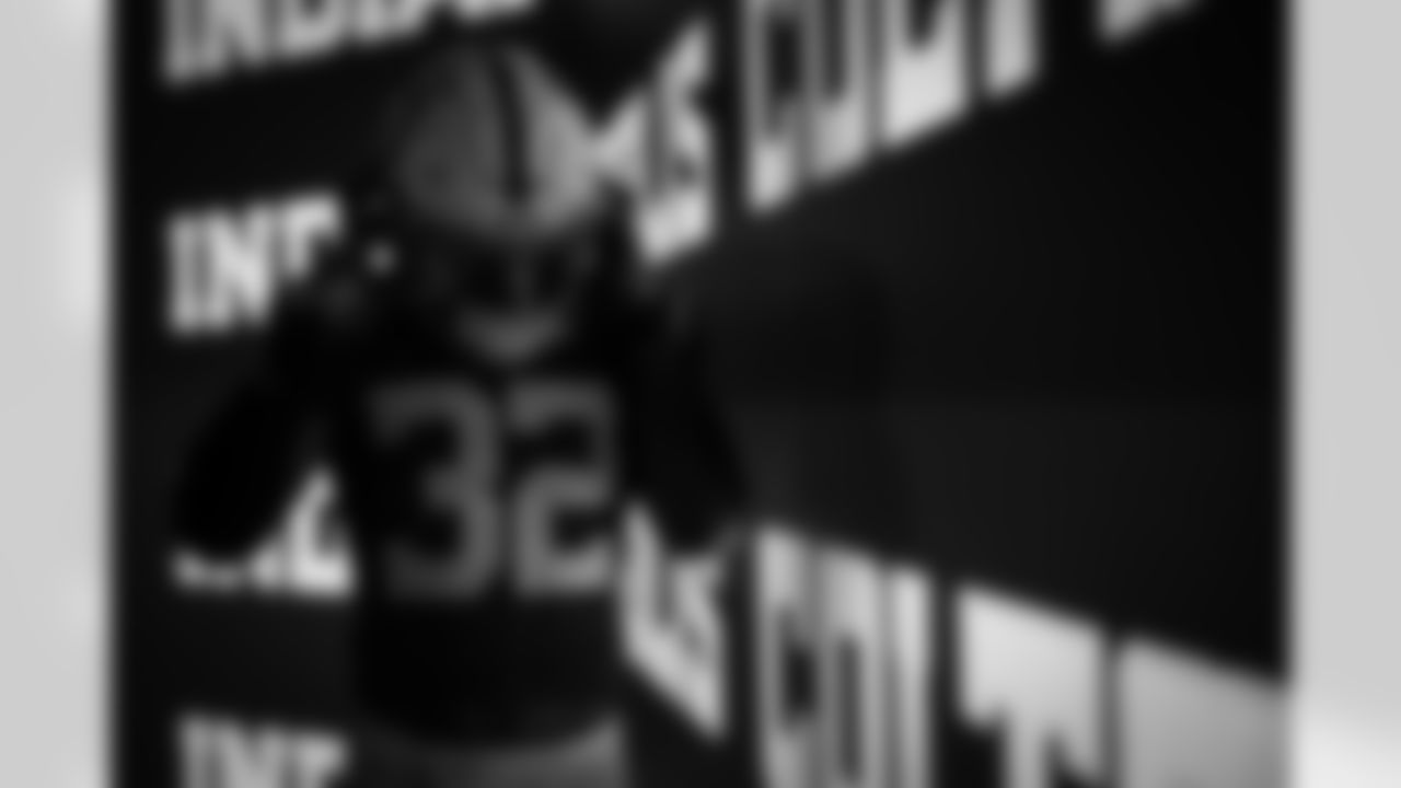 32 S Julian Blackmon
2023 Player Creative Content Shoot