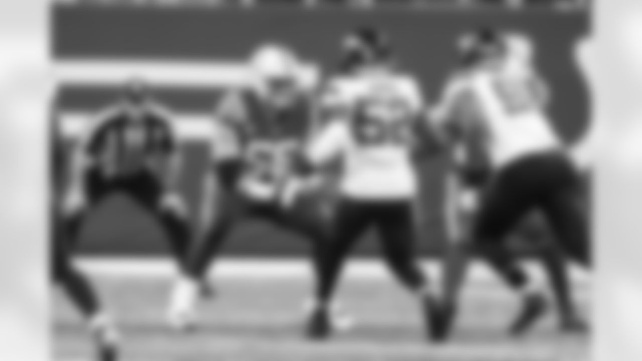 56 C/G Quenton Nelson