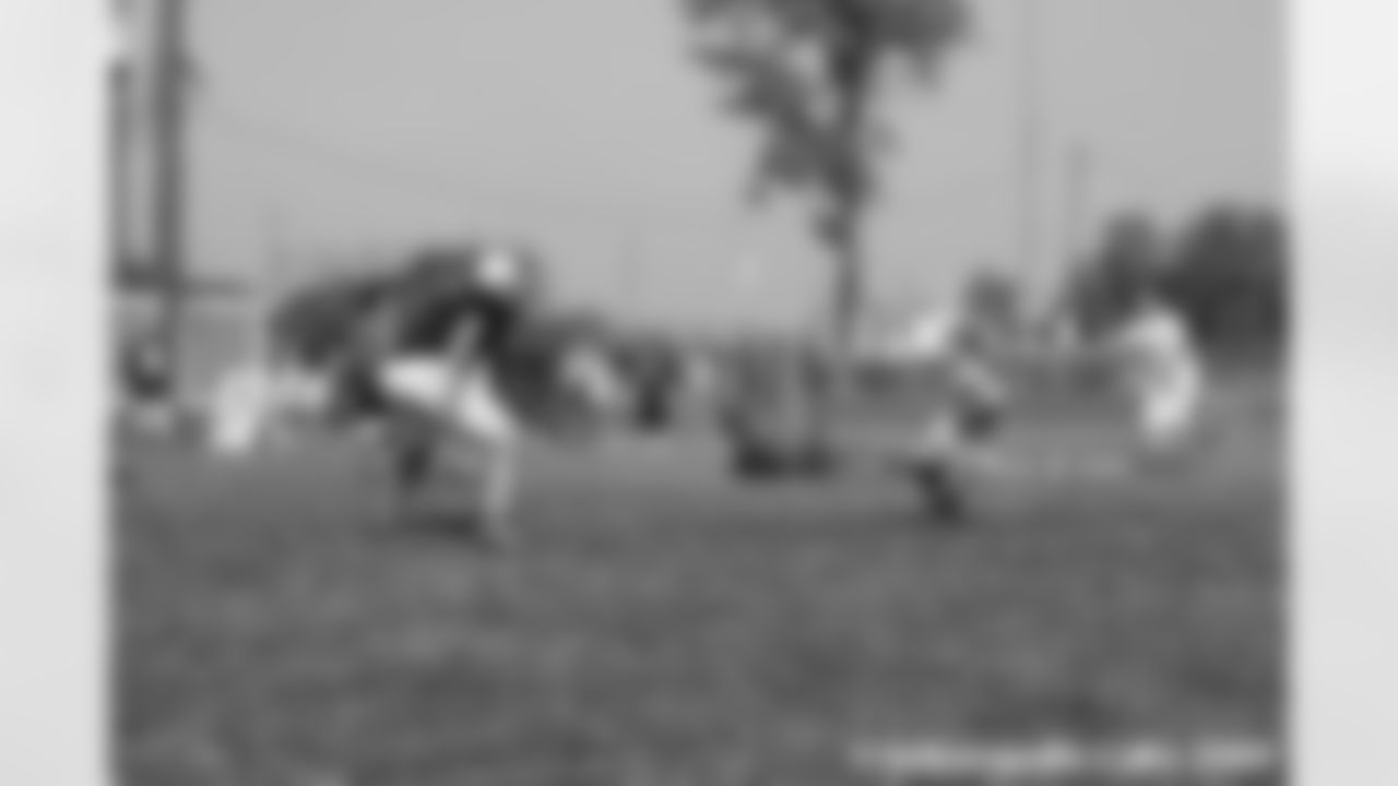 LANDING_youthfootball-8