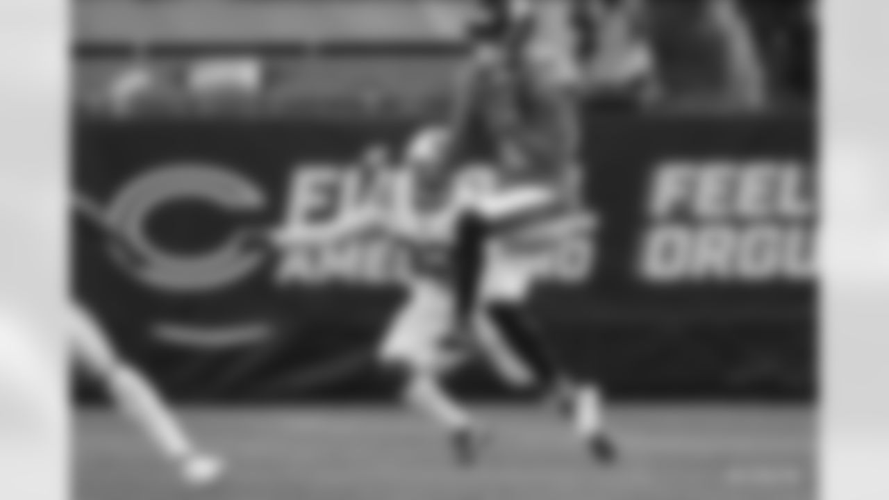 32 S Julian Blackmon
