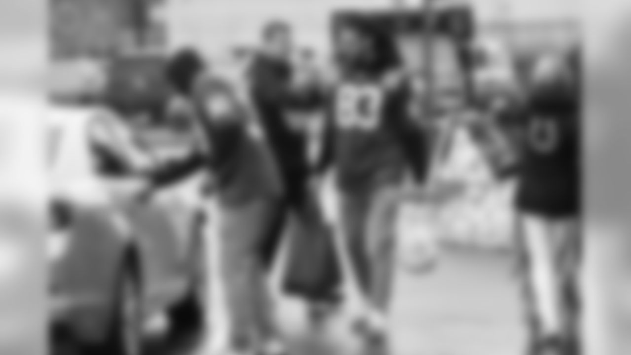 2018_1119_HorseshoeHelp_Spon_1653