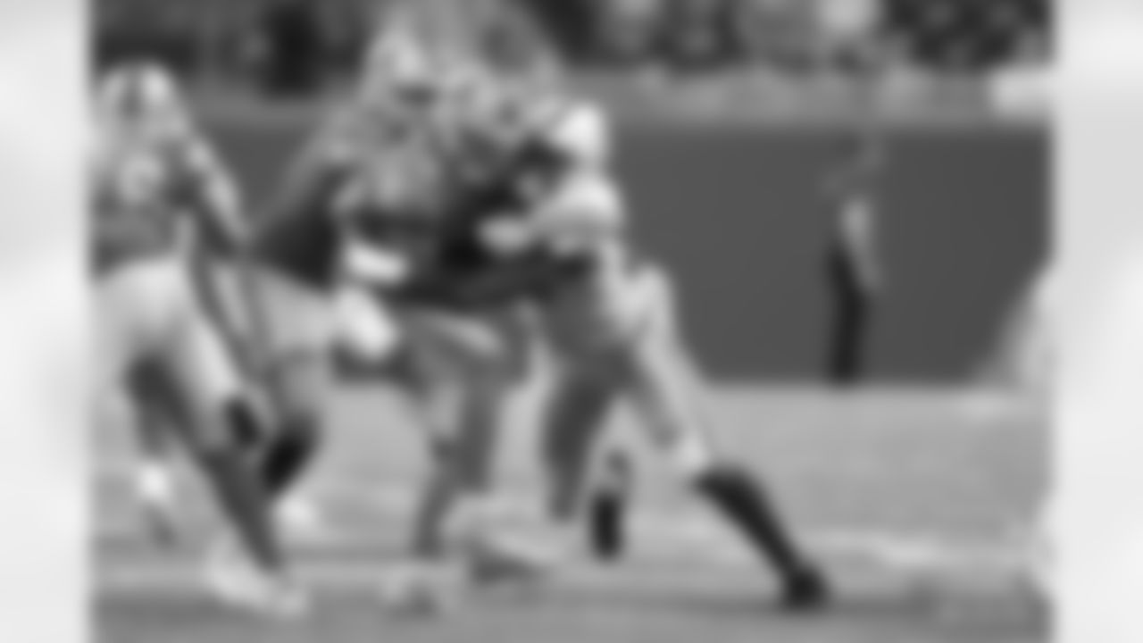 65 DT Andrew Brown