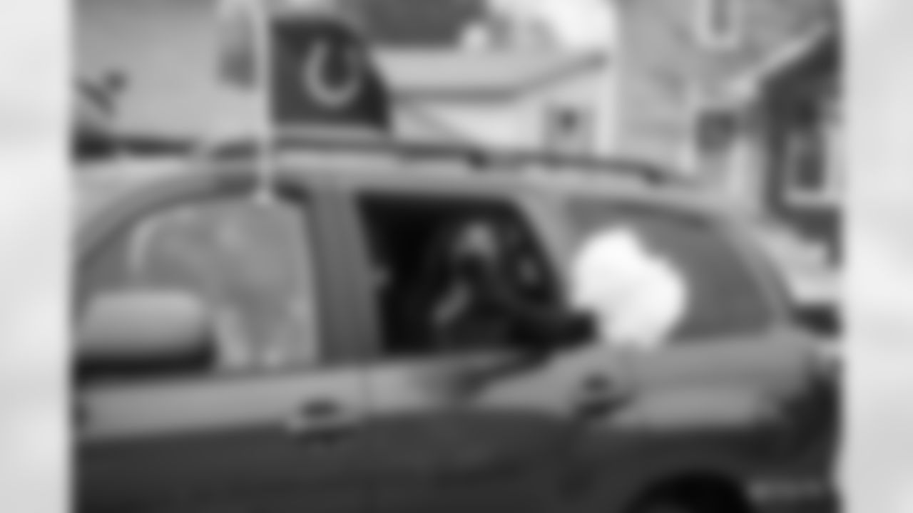 2020_0107_ColtsCaravan0325