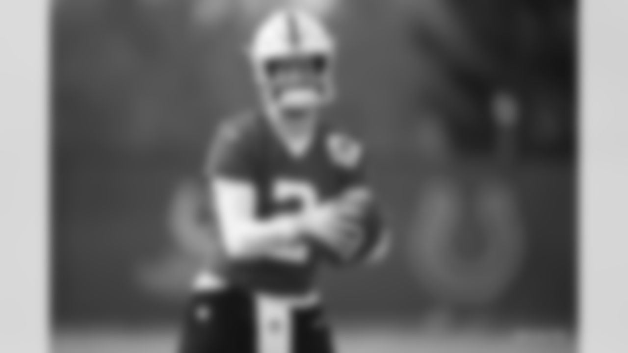 2 QB Carson Wentz