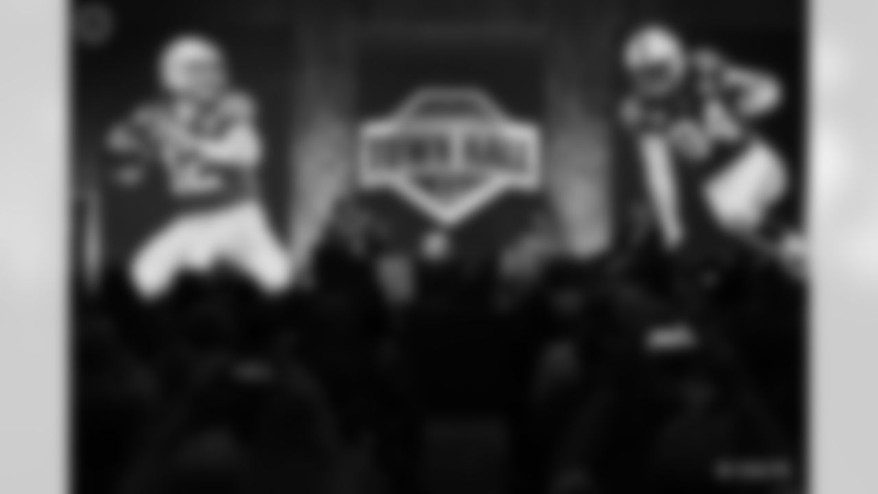 The Indianapolis Colts on Thursday hosted their annual Town Hall event at the Indiana Farm Bureau Football Center!