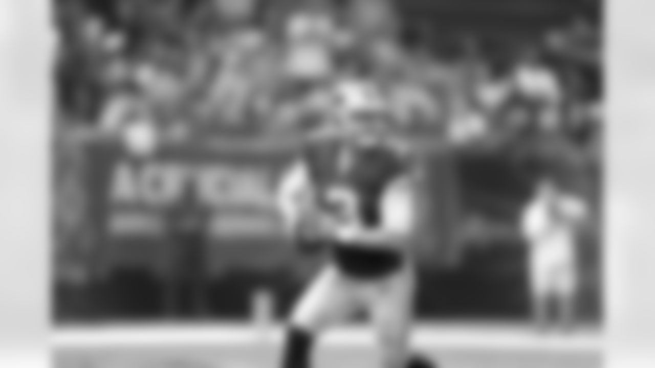 20151004_dal_no_quickies093.jpg