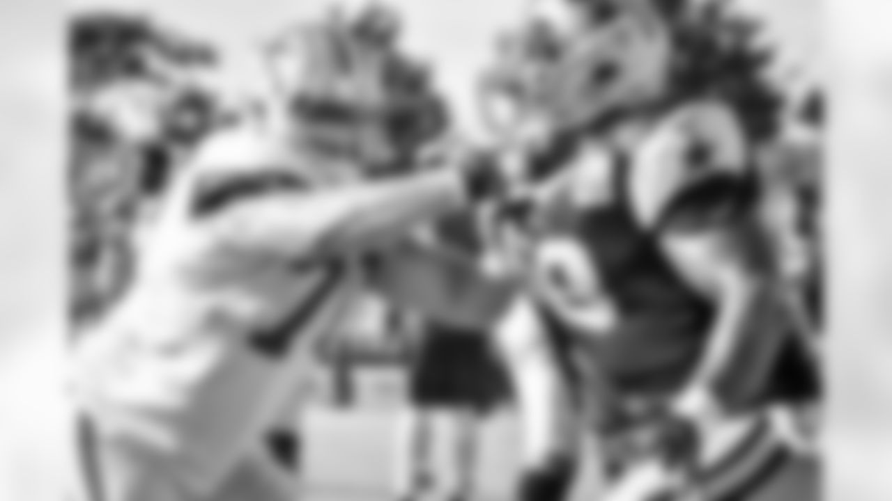 08022015_training_camp_afternoon_martin_crawford_jj860.jpg
