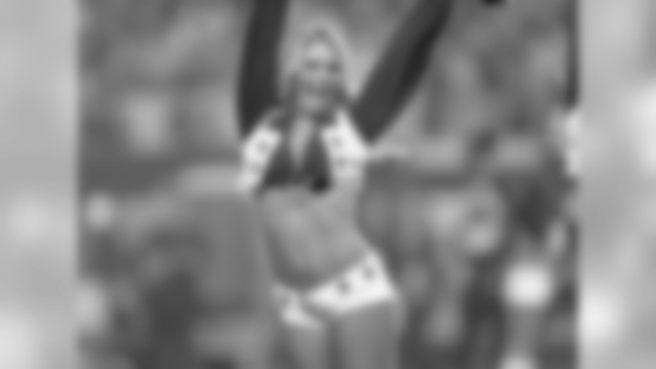 tempCheers1015_21.jpg