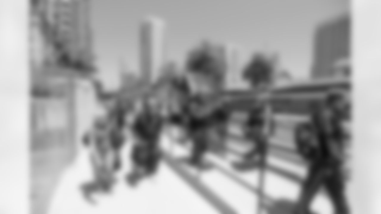 temp20140806_DAL_train_quickies62.jpg