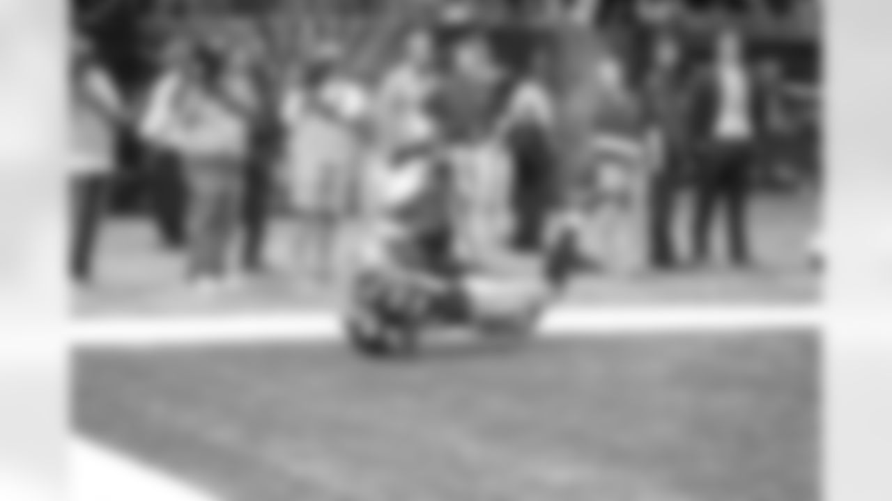 20151004_dal_no_quickies218.jpg