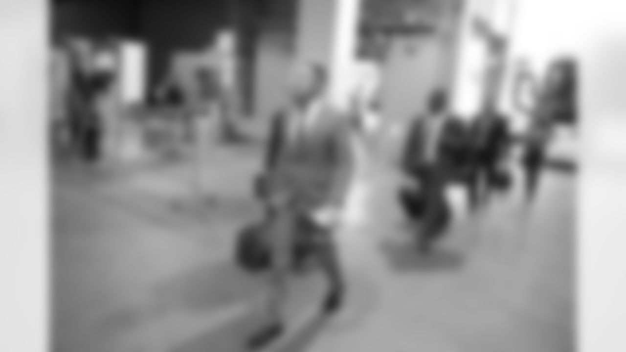 20151004_dal_pregame_quickies018.jpg