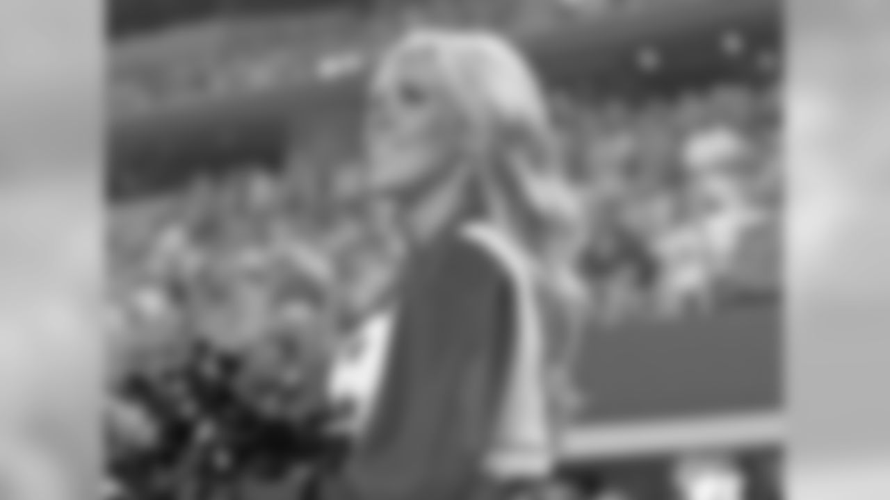 tempCheers1015_26.jpg