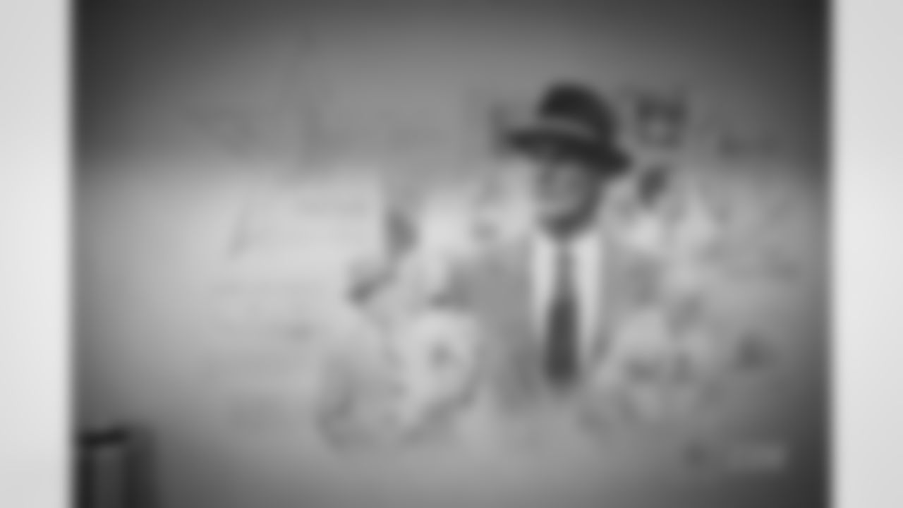 2016021_dal_thestar_media_tour_quickies56.jpg