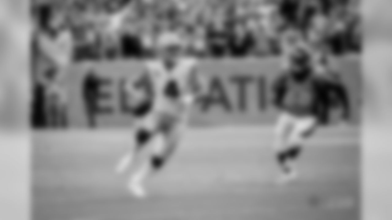 o-20170917_dal_dak_prescott_selects_jj44634.jpg