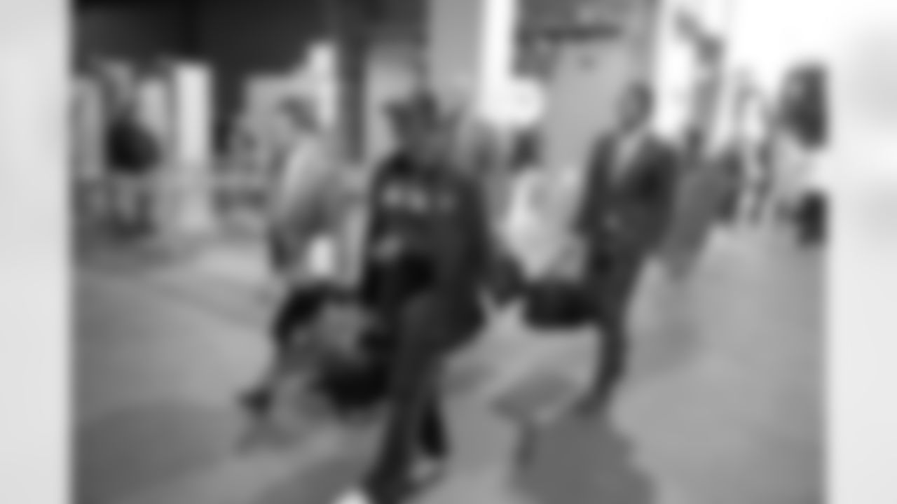20151004_dal_pregame_quickies019.jpg